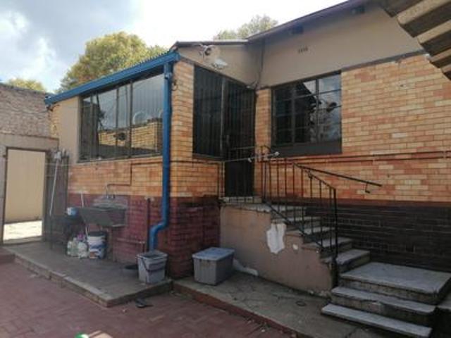 3 bedroom investment property on the.