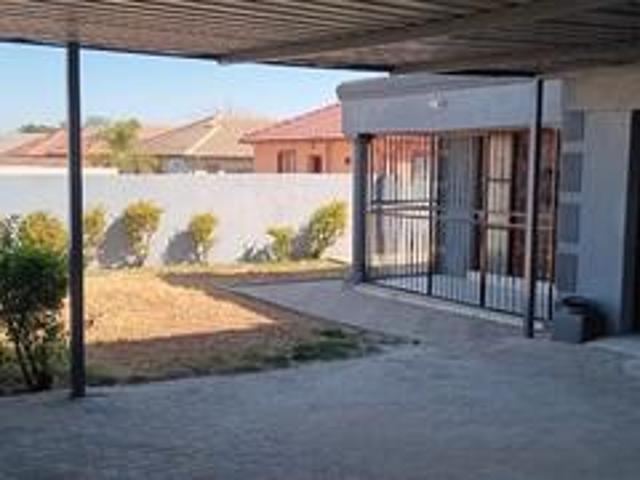 3 bedroom house on the market in bir.