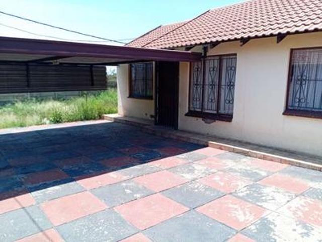 3 bedroom house on the market in boitekong