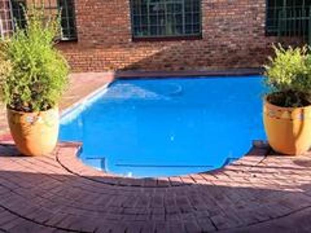 3 bedroom house on the market in dor.