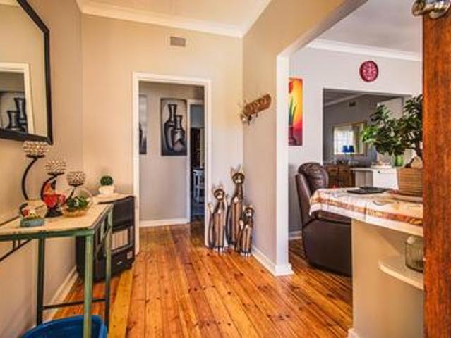 3 bedroom house on the market in germiston