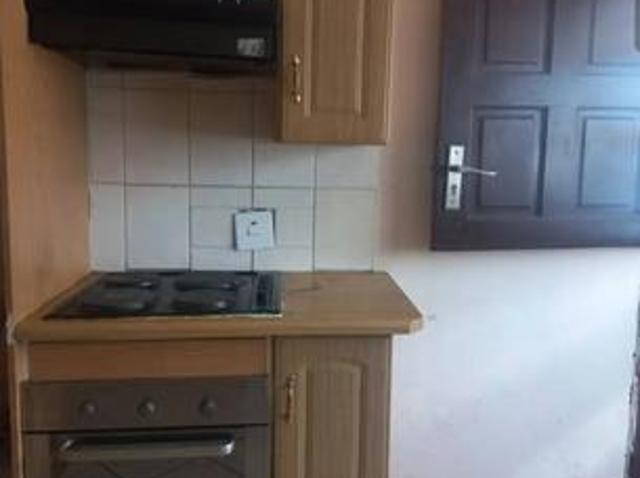 3 bedroom house on the market in heb.