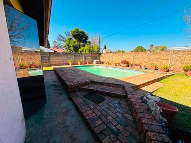 3 bedroom house on the market in klo.