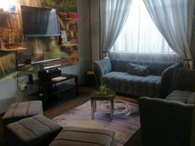 3 bedroom house on the market in lor.
