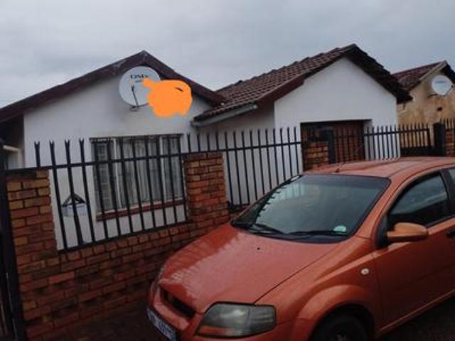 3 bedroom house on the market in mam.