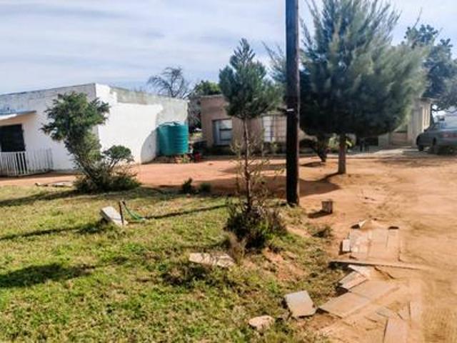 3 bedroom house on the market in mankweng