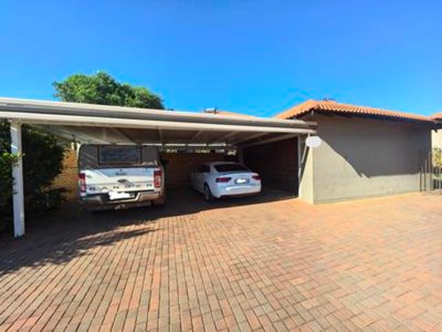 3 bedroom house on the market in mon.