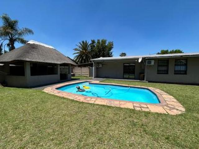 3 bedroom house on the market in sasolburg