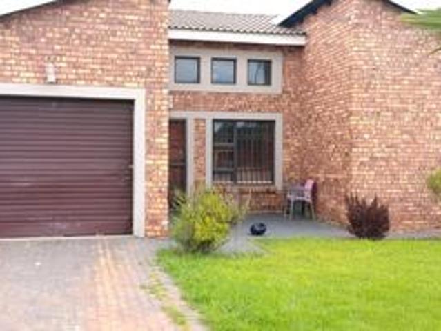 3 bedroom house on the market in str.