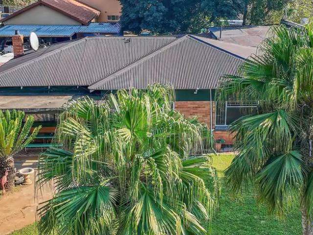 3 Bedroom House Oos E Oos E 103182682