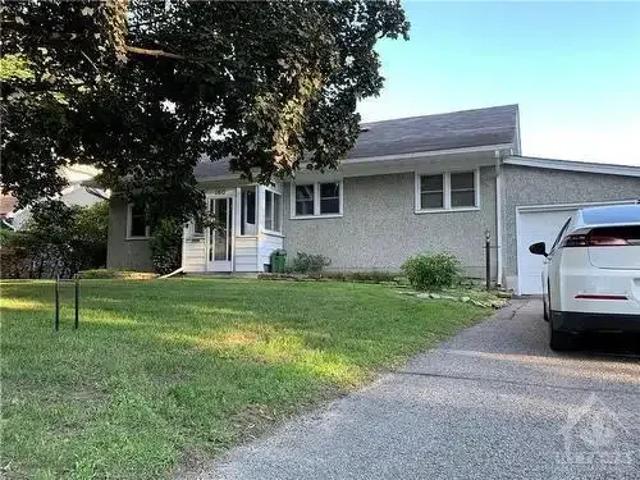 3 Bedroom House Ottawa ON LS102018794