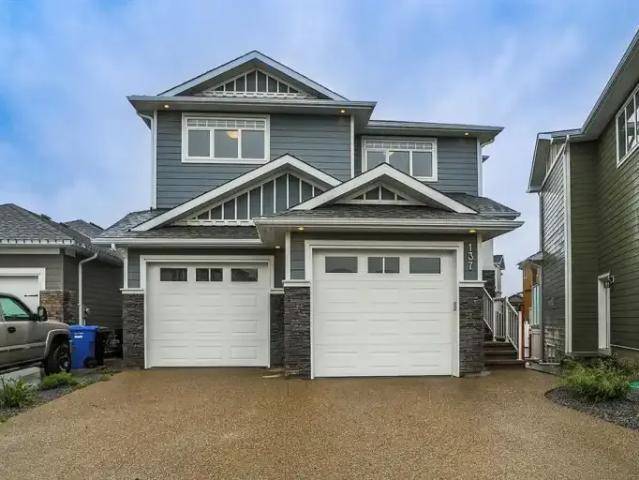3 Bedroom House Lethbridge AB 102085794