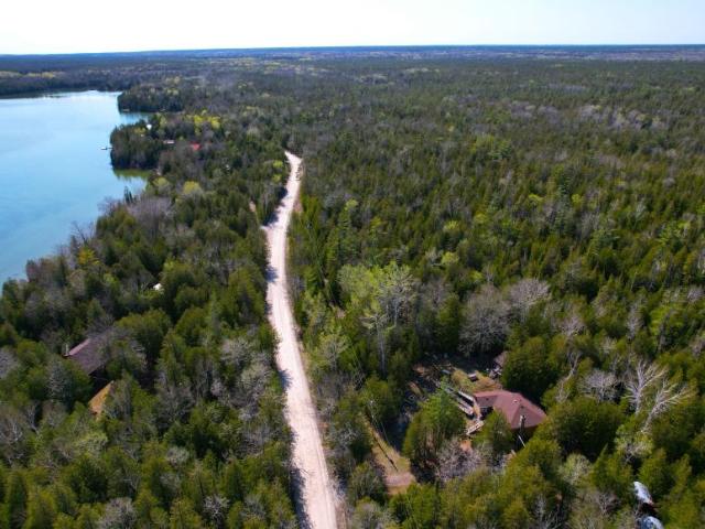 3 Bedroom House Northern Bruce Peninsula ON 90903779