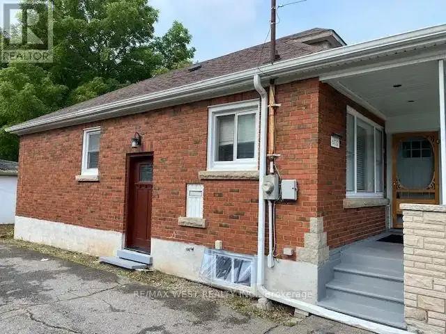 3 Bedroom House Niagara Falls ON 105151058