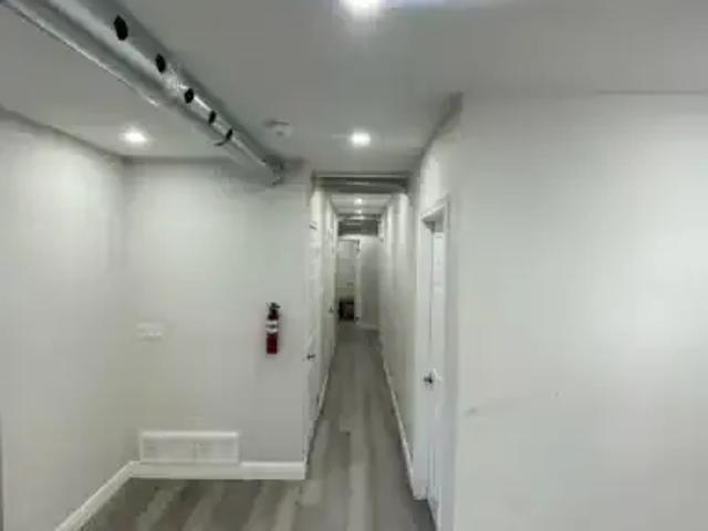 3 Bedroom House Niagara Falls ON LS96961779