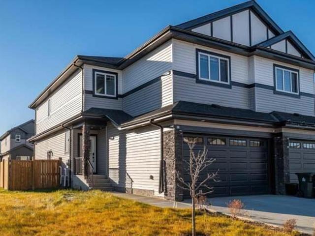 3 Bedroom House Spruce Grove AB LS98285940