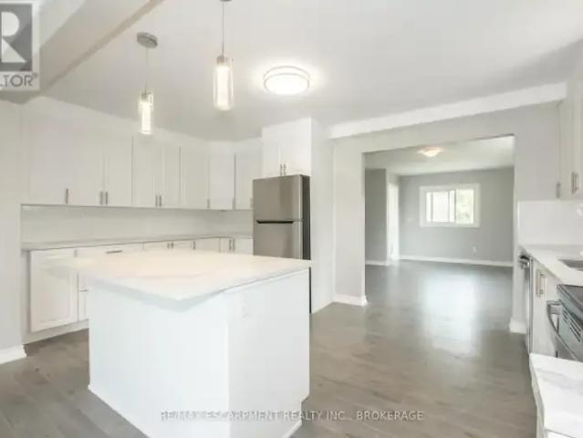 3 Bedroom House St. Catharines ON 102306766