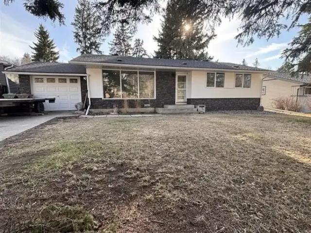 3 Bedroom House St. Albert AB 101948383