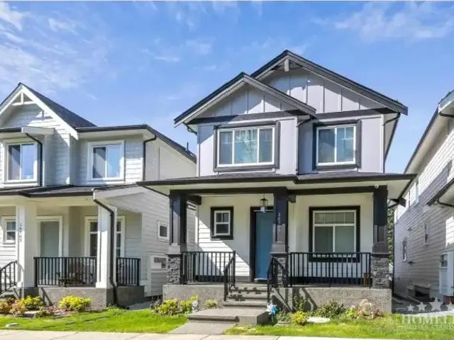 3 Bedroom House Surrey BC LS102658640