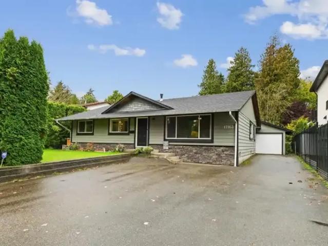3 Bedroom House Surrey BC 103740129