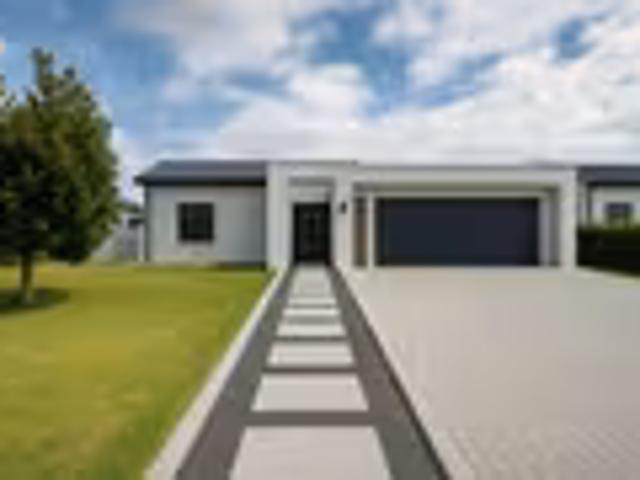 3 Bedroom House Paarl South Paarl South 103689671