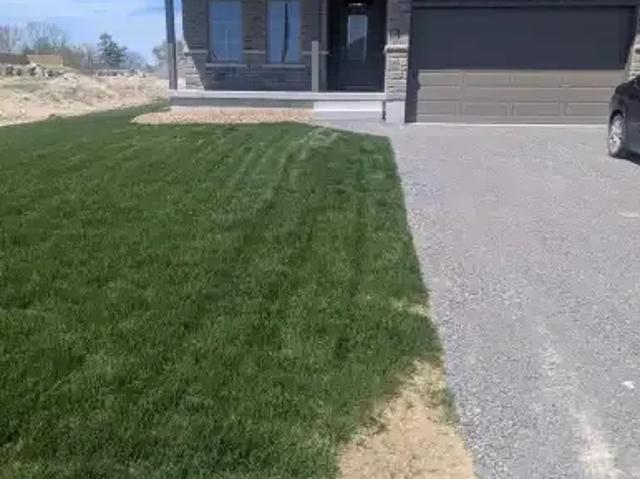 3 Bedroom House Quinte West ON 102846264