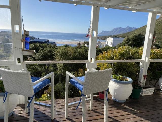 3 Bedroom House Rooi Els Rooi Els 98972752