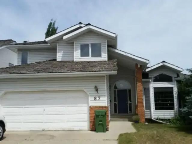 3 Bedroom House Red Deer AB 103355330