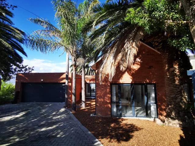 3 Bedroom house rented in Courtrai, Paarl