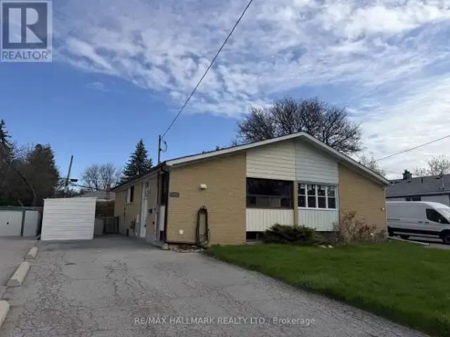 3 Bedroom House Richmond Hill ON 101879497