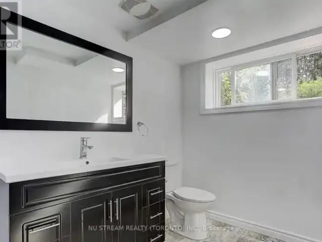 3 Bedroom House Richmond Hill ON 101339651