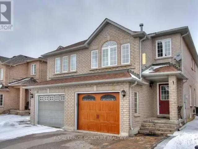 3 Bedroom House Richmond Hill ON 104470862