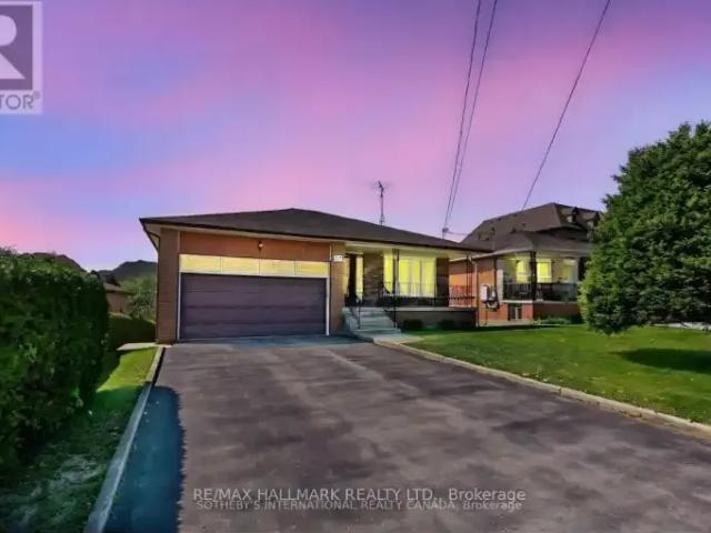 3 Bedroom House Richmond Hill ON 104888791