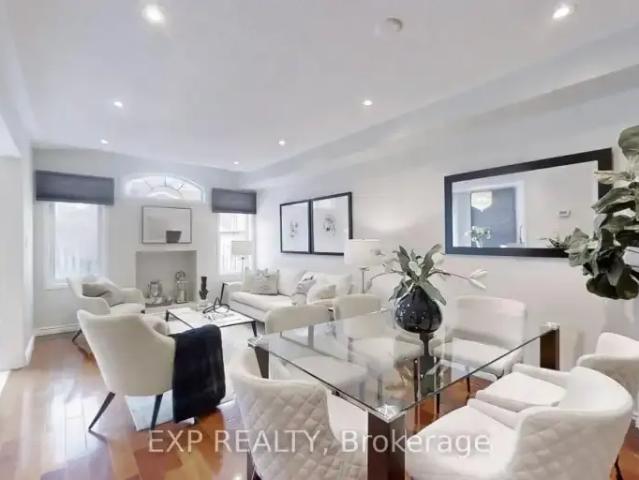 3 Bedroom House Richmond Hill ON 104941017