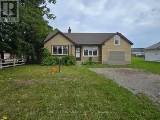 3 Bedroom House Richmond Hill ON 104941020