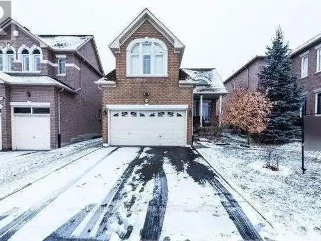 3 Bedroom House Richmond Hill ON 105023495
