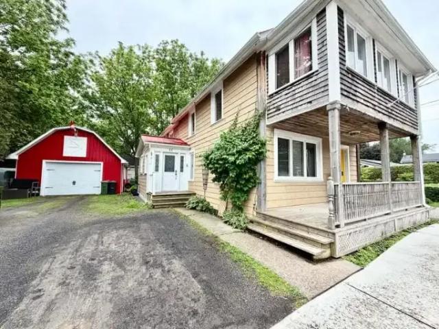 3 Bedroom House Russell ON 103179130