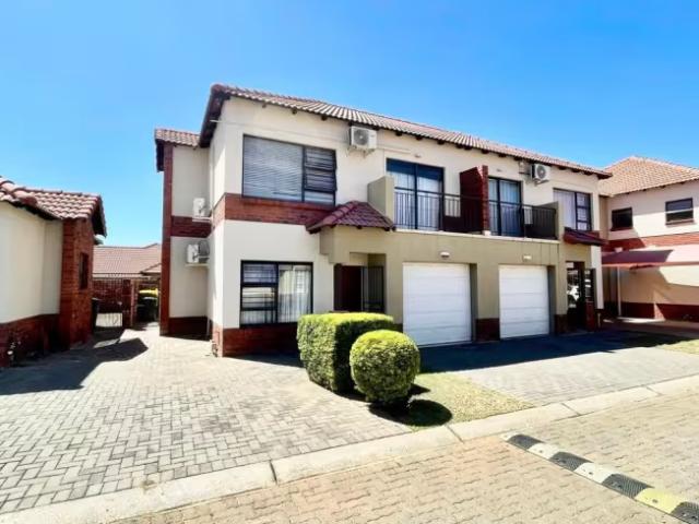 3 Bedroom House Waterval East Waterval East 103175678