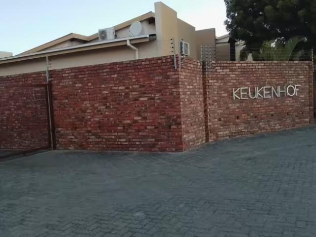 3 Bedroom House Waterval East Waterval East 103177866