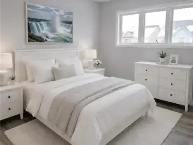 3 Bedroom House Waterloo ON 102915396