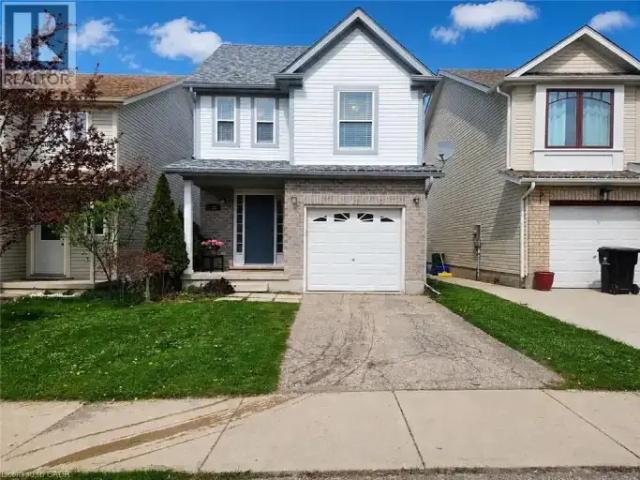 3 Bedroom House Waterloo ON LS102052750