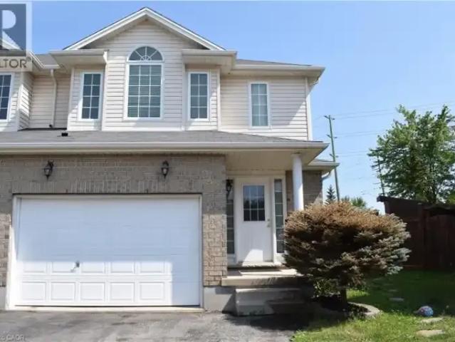 3 Bedroom House Waterloo ON LS104563615