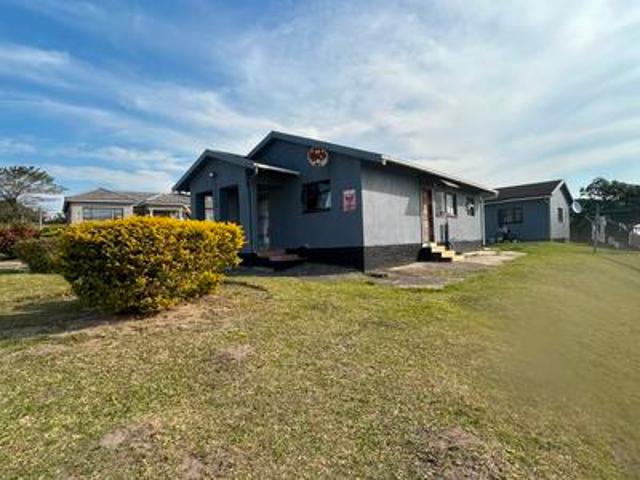 3 bedroom house with flatlet on the.