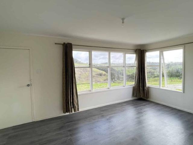 3 Bedroom House with Rural Views Available Mid July