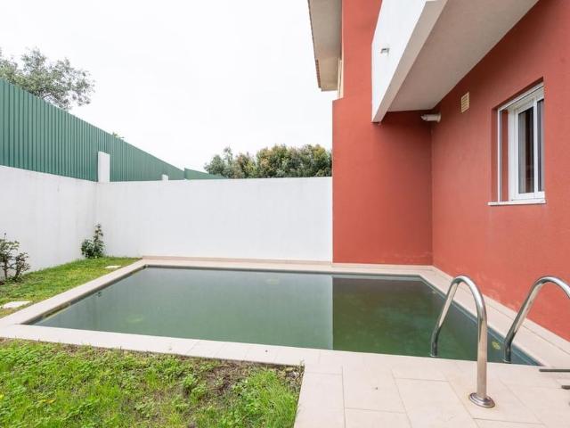 3 Bedroom House with swimming pool, Tires, Cascais
