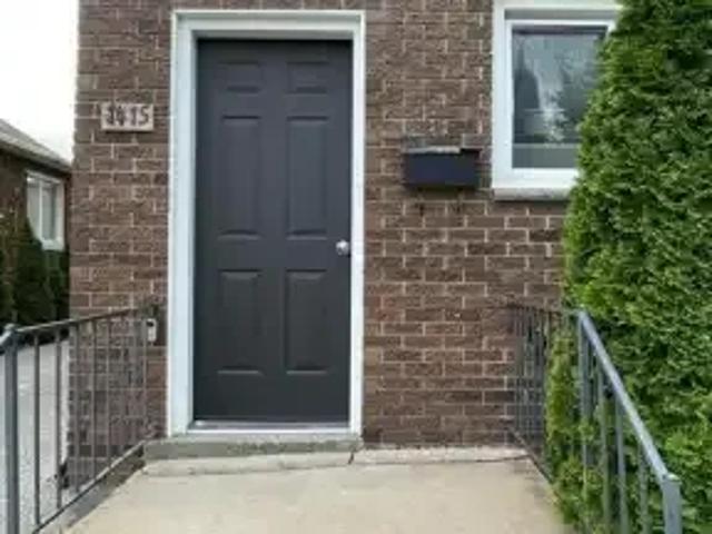 3 Bedroom House Windsor ON 100761571
