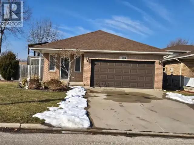 3 Bedroom House Windsor ON 101878123