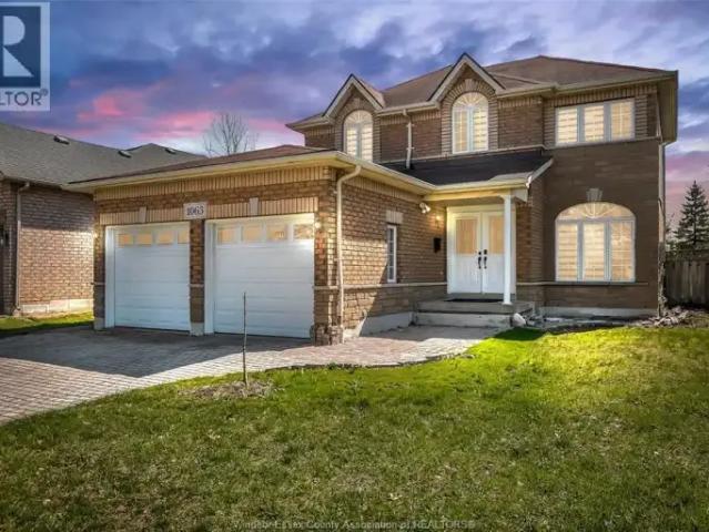 3 Bedroom House Windsor ON 102272636