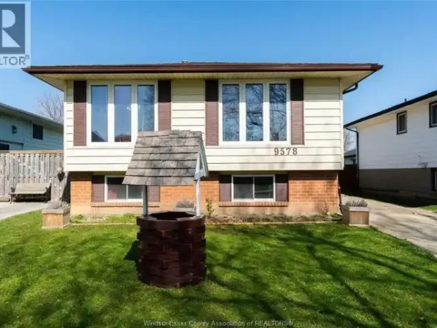 3 Bedroom House Windsor ON 104681960