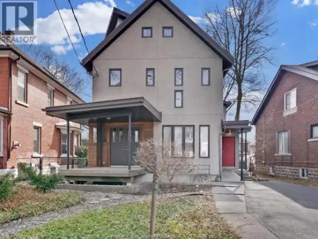 3 Bedroom House Windsor ON 104842030